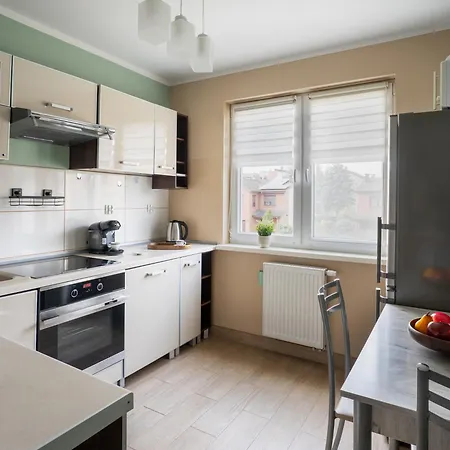 Апартаменты Gaj Comfort With Balcony & Ac Properunit Вроцлав
